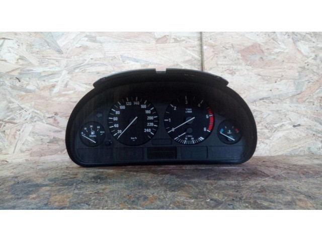 Přístrojová deska  BMW 5 E39 2000 6907018, 62116907018  