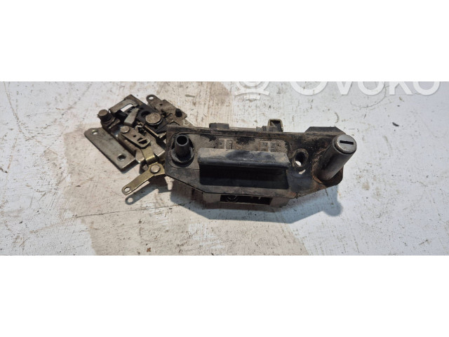 Замок багажника     Volkswagen Multivan T4 1991 - 2003 года