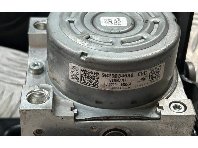 Jednotka ABS 9829234580   Peugeot 2008 I 2019