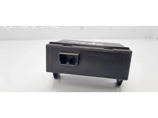 Блок управления GD7D675D2   Mazda 626