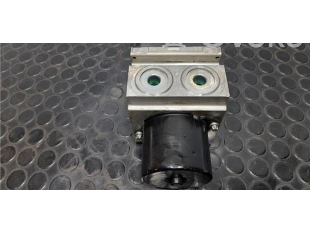 Jednotka ABS 9651857880, S118676001K   Peugeot 407 2004