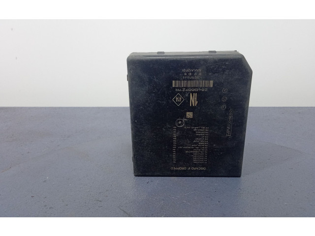 Блок предохранителей  284B66727R, 284B66727R   Renault Megane I    