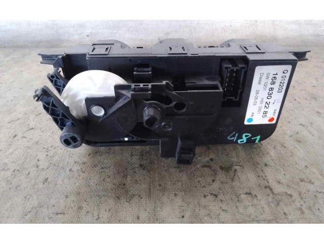 Přístrojová deska  Mercedes-Benz A W168  1688302285  