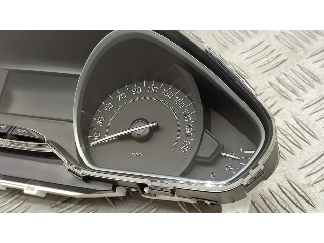 Přístrojová deska  Peugeot 2008 I 2018 9825986180  
