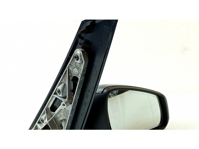 Zpětné zrcátko  BMW 2 F46 2011  021138, 7421456  