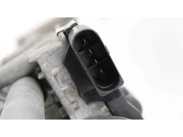 Блок предохранителей  390241937, 1K1955119C   Volkswagen Eos    