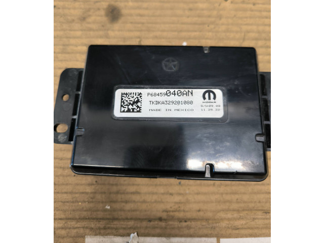 Блок управления климат-контролем P68459040AN   Jeep Grand Cherokee WL