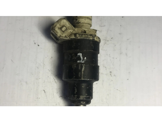 Vstřikovač 0280150208   BMW 3 E30  pro benzínový motor 0.0  
