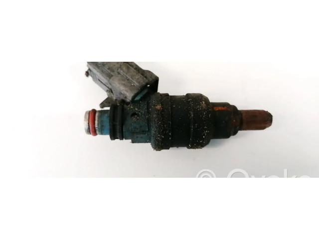 Форсунка INP480    Mazda 626 для бензинового двигателя  2