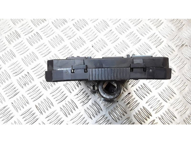   Pojistková skříňka 9661940180   Citroen C6 2006