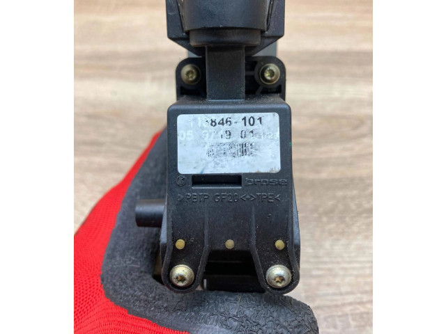 Передний двигатель механизма для подъема окон       Audi A4 S4 B5 8D  1999 - 2000 года   
