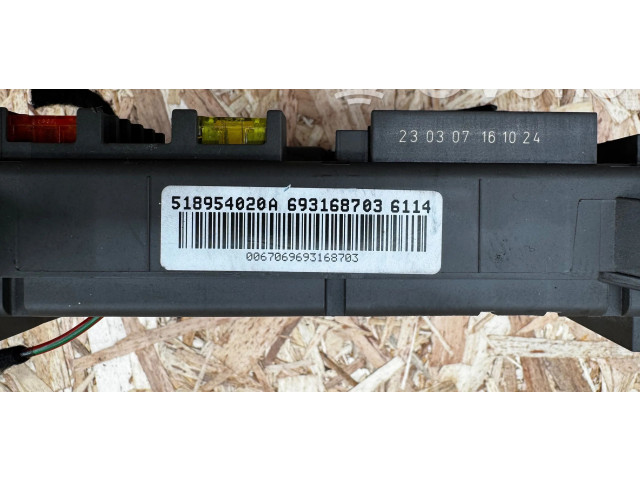   Pojistková skříňka 518954020A, 693168703   BMW X6 E71 2008