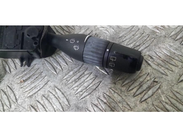 Ручка стеклоочистителей 7701036542   Renault Safrane