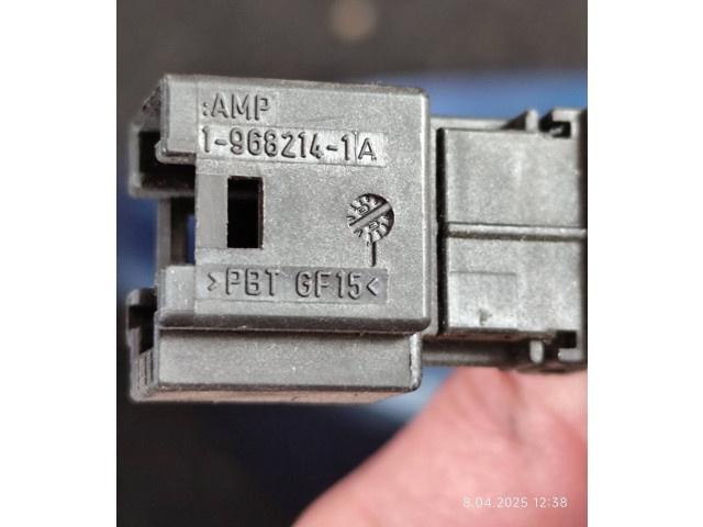 Zpětné zrcátko  Mercedes-Benz CLK A208 C208 2000  194967, 804202514  
