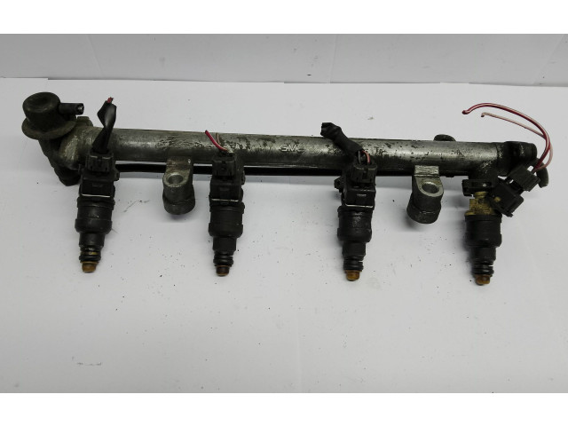Vstřikovací lišta 9250930018   Hyundai Lantra I     