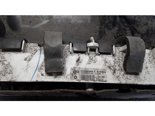 Панель приборов 04685268   Chrysler Voyager       