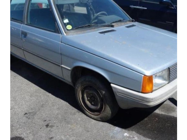 Блок управления климат-контролем    Renault 9