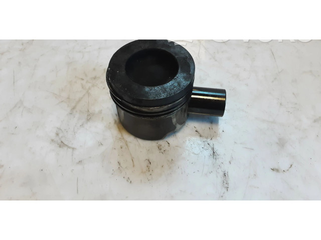 Píst 8372T, 9R2   Audi A6 S6 C7 4G     
