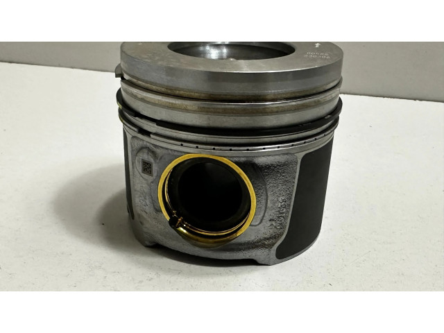 Píst 8580515   BMW 3 G20 G21     
