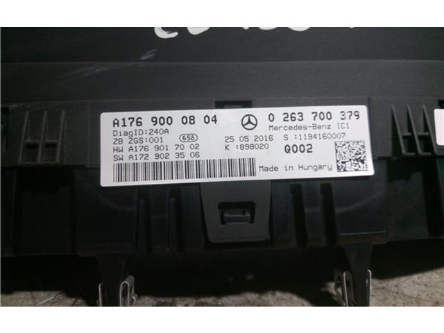 Přístrojová deska  Mercedes-Benz A W176 2016 651930, A1769000804  