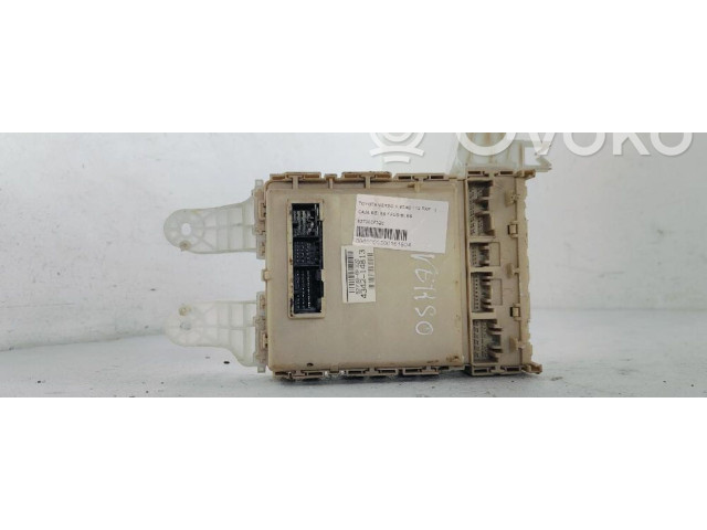   Pojistková skříňka 827300F320   Toyota Verso 2009