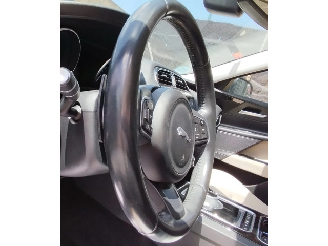 Volant Jaguar XE 2016 GX733F563PD8PVJ  