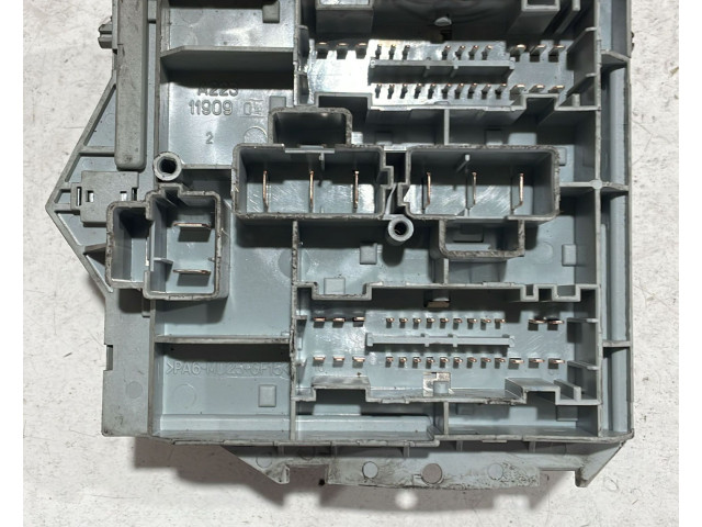   Pojistková skříňka 51739427, 51739427   Lancia Musa 2006