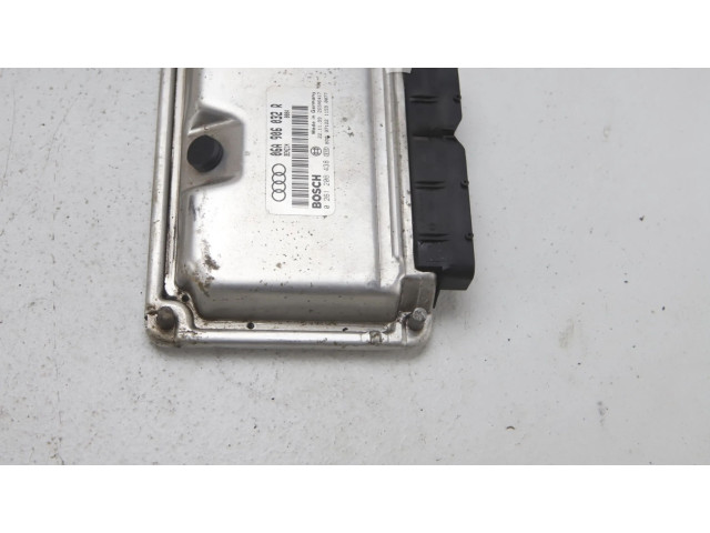 Блок управления двигателя 06A906032R, 06A906032R   Audi TT Mk1