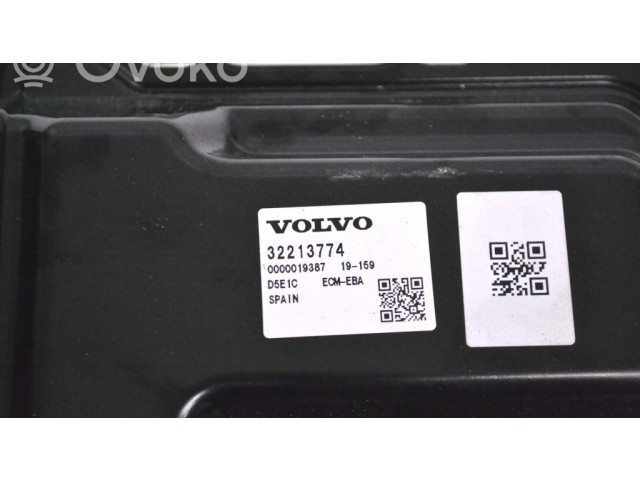 Řídící jednotka 32213774   Volvo V40 2019