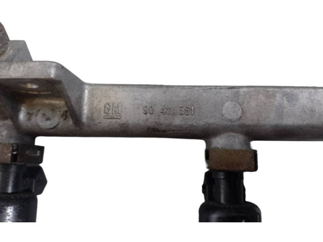 Vstřikovací lišta 90411551   Daewoo Leganza     