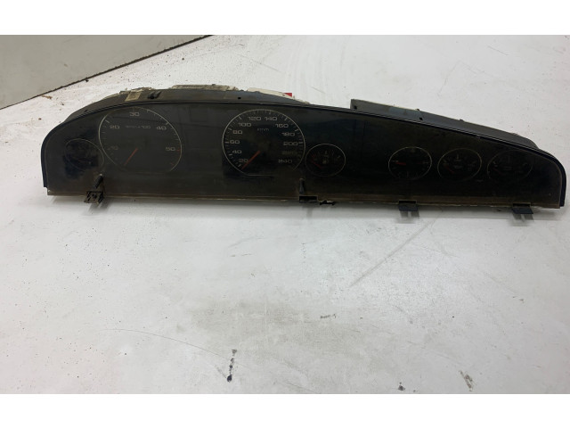 Přístrojová deska  Audi A6 S6 C4 4A 1997 88311178  