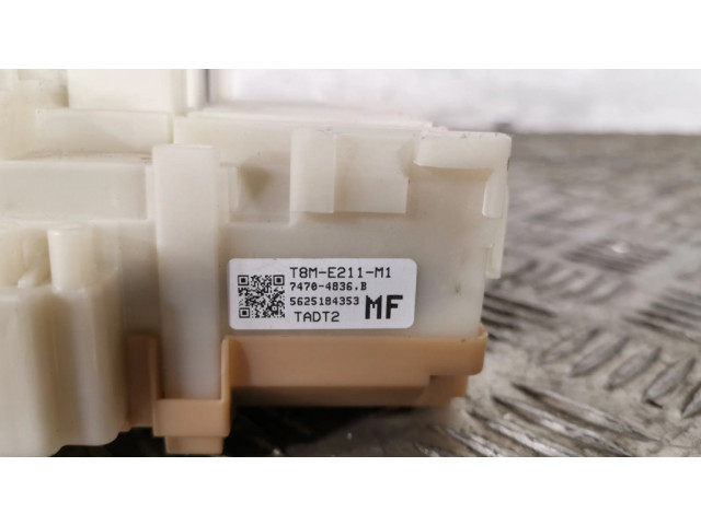   Pojistková skříňka 737012820W, 747048360W   Honda HR-V 2016