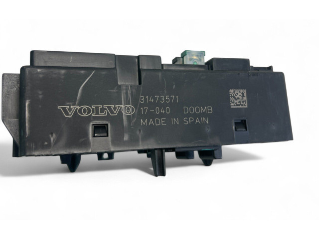 Блок предохранителей 31665127   Volvo S90, V90    