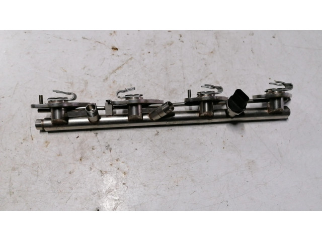Vstřikovací lišta A2780703495   Mercedes-Benz GL X166  pro benzínový motor 4.7 278 