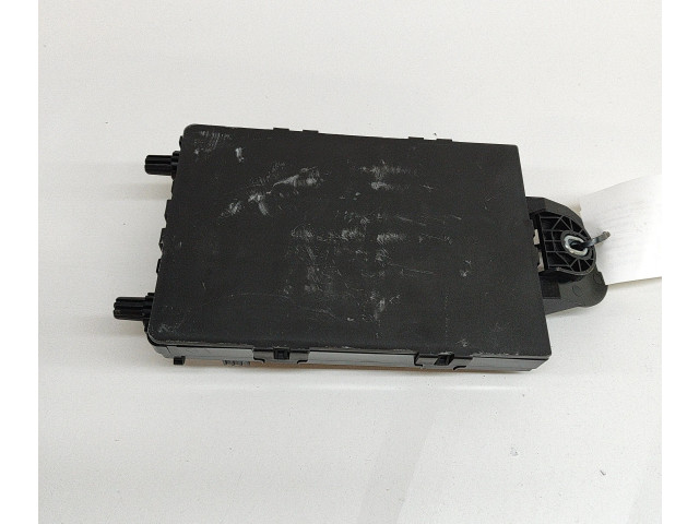   Pojistková skříňka 31682732, 32142591   Volvo V60 2020