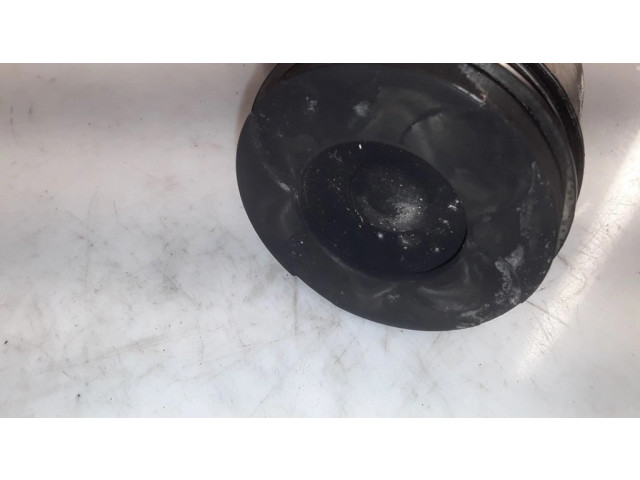 Píst P885, Z17DTH   Opel Meriva A  pro naftový motor 1.7 Z17DTH 