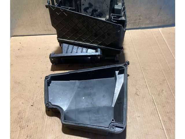   Pojistková skříňka 2105400082, 08700700   Mercedes-Benz E W210 1997