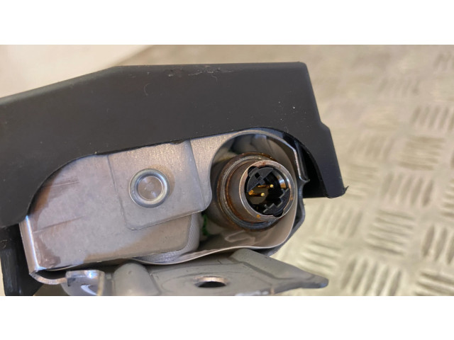 Подушка безопасности для колен 6820576   BMW 5 G30 G31