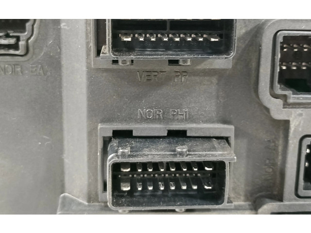 Pojistková skříňka Řídící jednotka BSM 96434988880   Citroen C3 Pluriel 2003