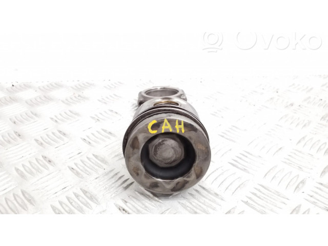 Píst 03LG, CAH   Audi A4 S4 B8 8K  pro naftový motor 2.0 CAHA 