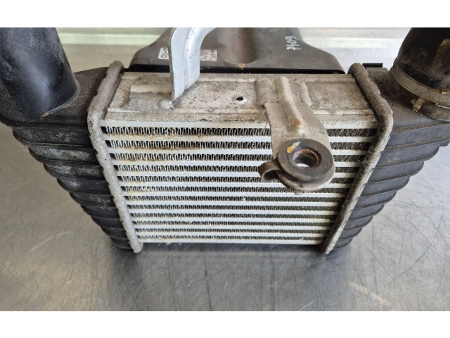 Интеркулер  MN130321, A6390900414   Mitsubishi Colt 