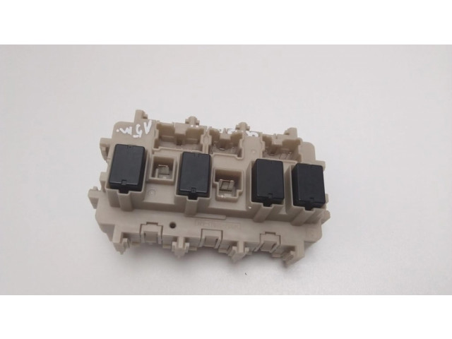   Pojistková skříňka 4EB0A, C05324F01   Nissan Qashqai 2015
