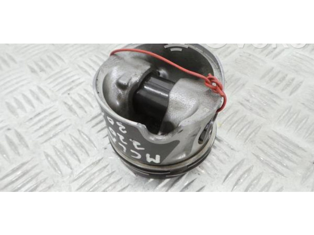 Píst A6510302517, 143110076211X   Mercedes-Benz CLA C117 X117 W117    OM 651.930 