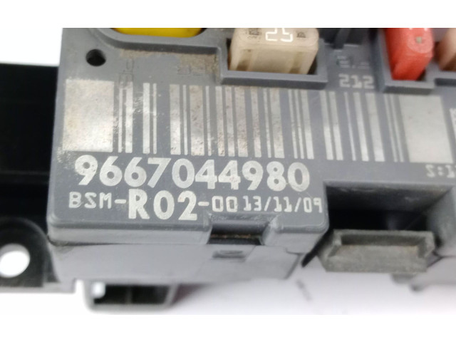 Pojistková skříňka Řídící jednotka BSM 9667044980   Peugeot 3008 I 2010