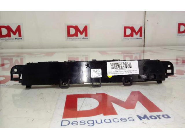 Блок управления климат-контролем 98081723ZD   Toyota Proace