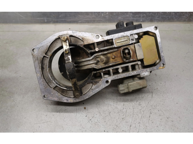 Vstřikovací lišta 0438121011, 026133353   Audi 80 90 B3     