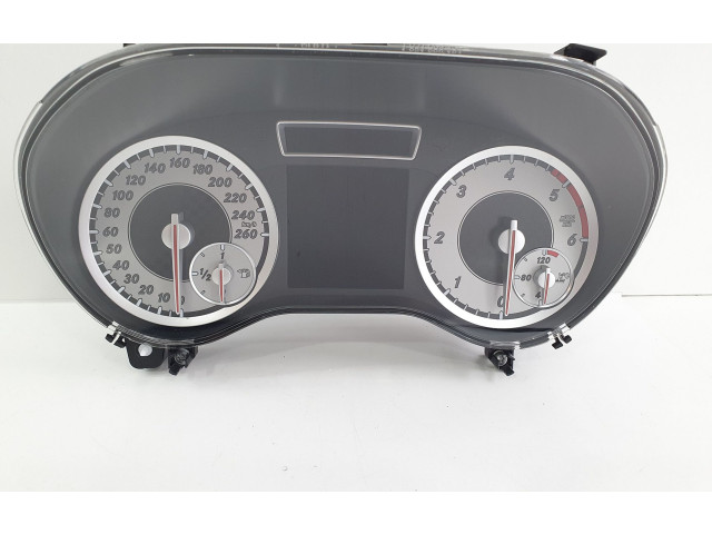 Přístrojová deska  Mercedes-Benz A W176 2014 A1769009301, A1769010601  