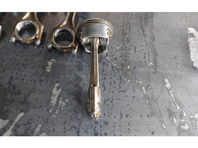  Поршень с шатуном M54B25 256S5 11257512526  BMW 3 E46  