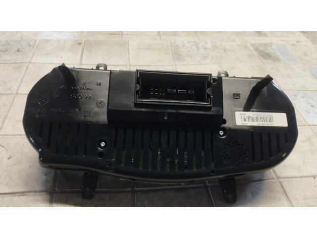 Přístrojová deska  Seat Altea XL 2007 5P0920823B, V0010000  