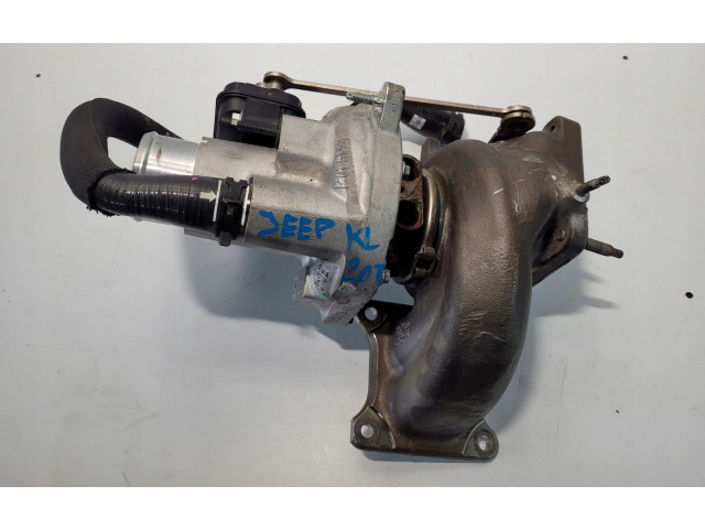 Vstřikovací lišta 00500549450   Jeep Cherokee  pro benzínový motor 2.0  